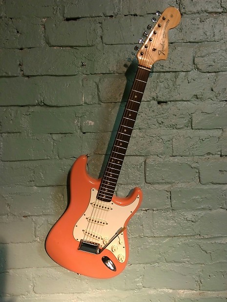 Fender on sale coral pink