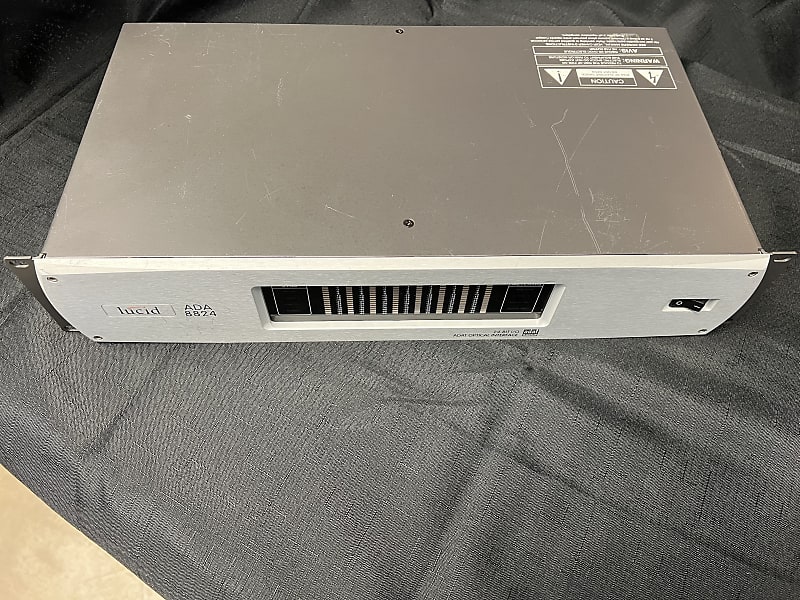 Lucid ADA 8824 Eightchannel, 24bit, A/D and D/A converter Reverb