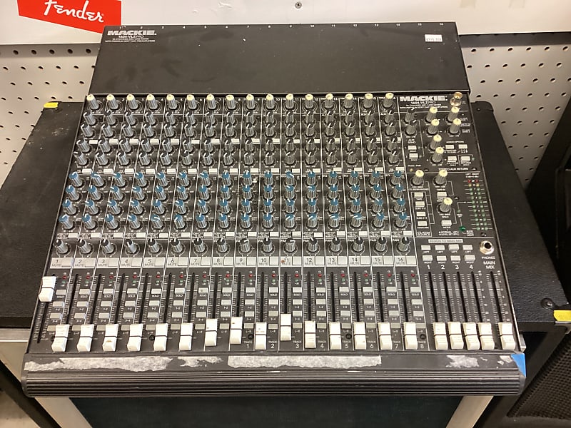 Mackie 1604-VLZ Pro 16-Channel Mic / Line Mixer | Reverb