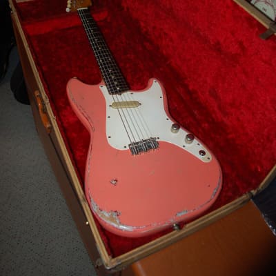 Video Demo Vintage 1960 Fender Musicmaster Refin'd Shell Pink Pro Setup Original Hard Shell Case image 15