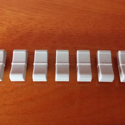 Zoom R16 / R24 - Complete set of slider knob image 4