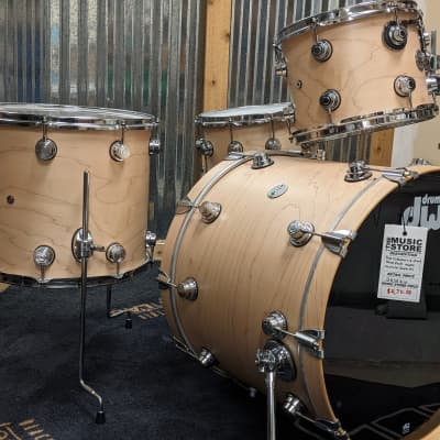 DW  Collectors Series Custom Maple 4-piece Shell and Snare  - Natural image 6