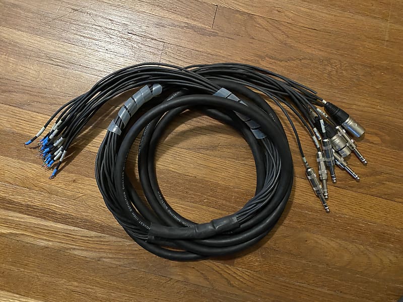 Rockville SX32100 32 Channel (4 Returns) 100 Foot XLR Snake