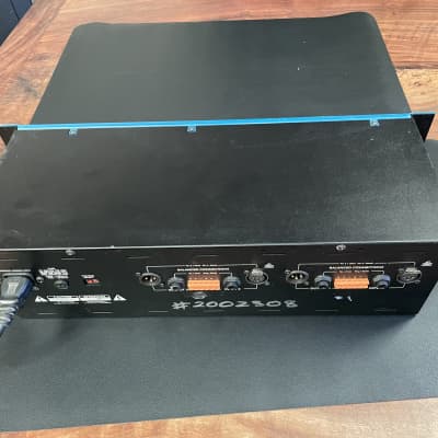 BSS FCS-960 Dual Channel 30-Band Graphic EQ | Reverb