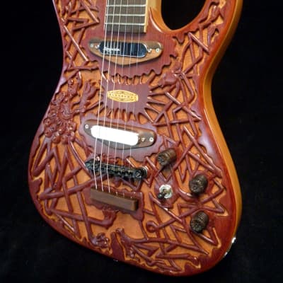 ギター Skervesen Velociraptor 6 2023 Skervesen Velociraptor 6 2023 Swamp Ash Blue Burst | Reverb Canada