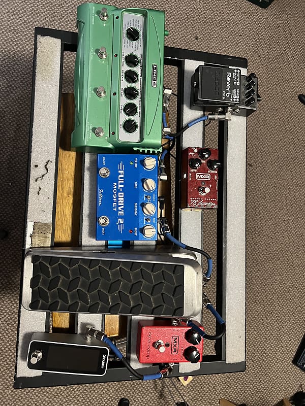 Guitar Pedalboard Reverb