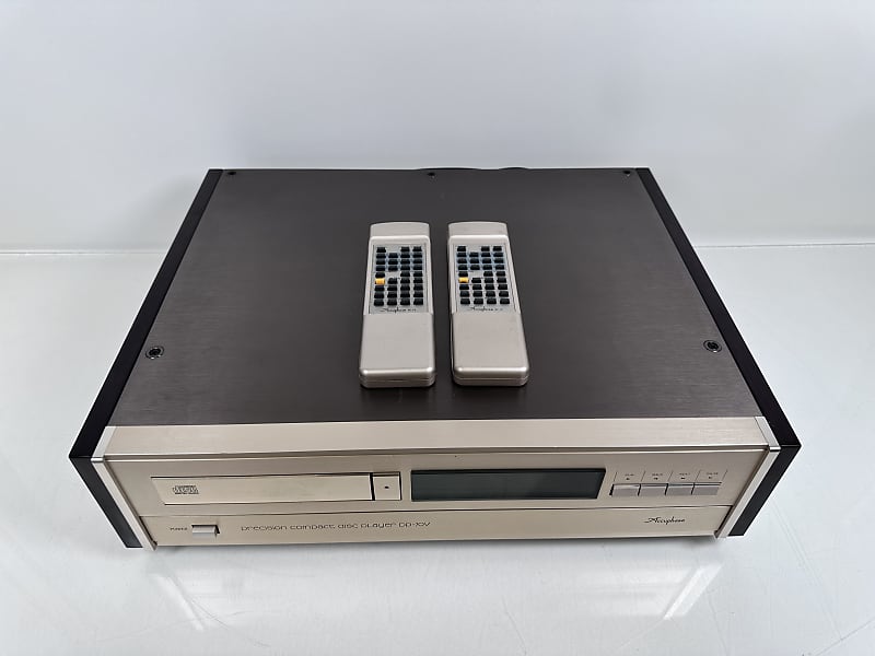 Accuphase DP-70V CD Player w/ Remote  			