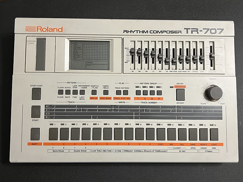 Roland TR-707 リズムマシン ROLAND TR-707 Vintage Drum Machine RESTORED Rhythm Composer