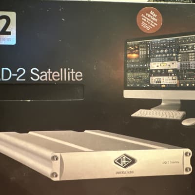 Universal Audio UAD-2 Satellite QUAD Core Firewire DSP Accelerator 2012 - Present - Silver image 2