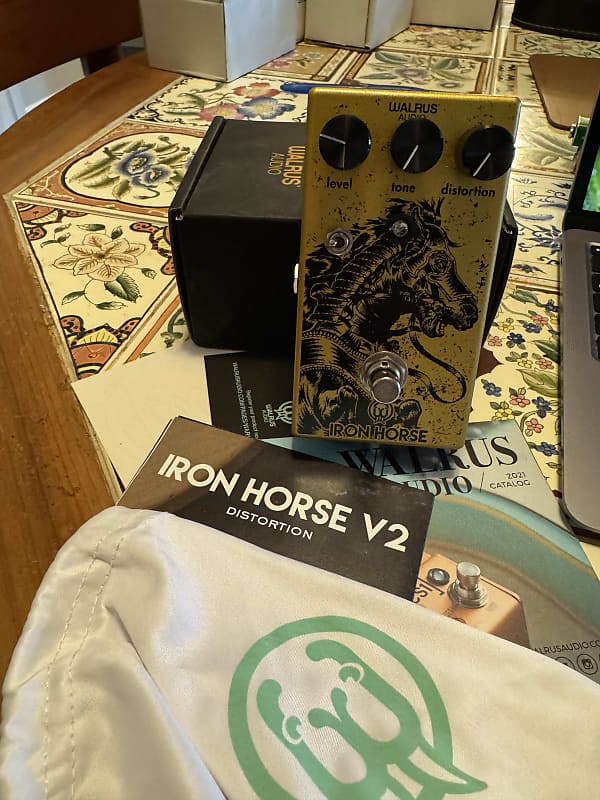 Walrus Audio Iron Horse V2