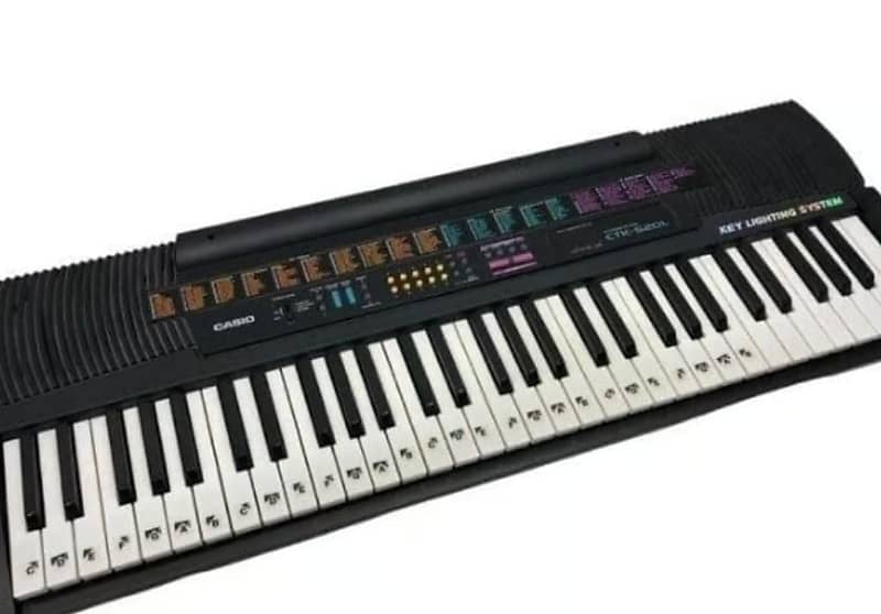 Casio CTK-520L 61-Key Keyboard | Reverb