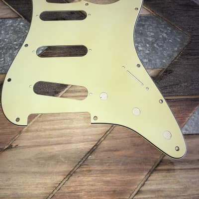 Real Life Relics Mint Green Stratocaster® Pickguard 3 Ply 11 Hole SSS   [PGE4] image 2