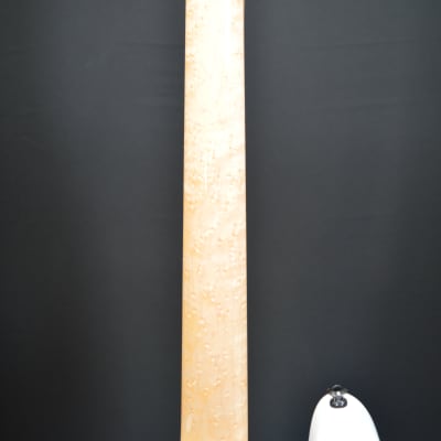 Warmoth J Bass 32" Scale - White / Birdseye Maple image 7