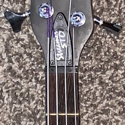 Warwick Streamer std 4 string Electric bass guitar made in Germany image 2