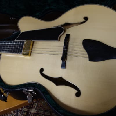 Eastman AR910CE-BD 17" Archtop Lollar Pickup Jazz Guitar image 14