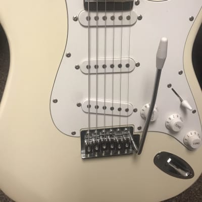 Mahar Stratocaster-like Off White image 6