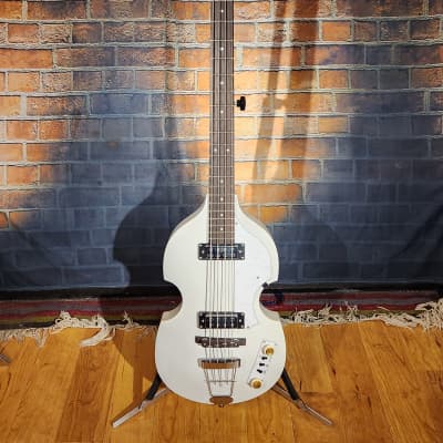 Hofner B Bass Hi Series | Reverb