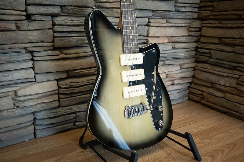 Reverend Jetstream 390 Korina Burst (Brand New) | Reverb