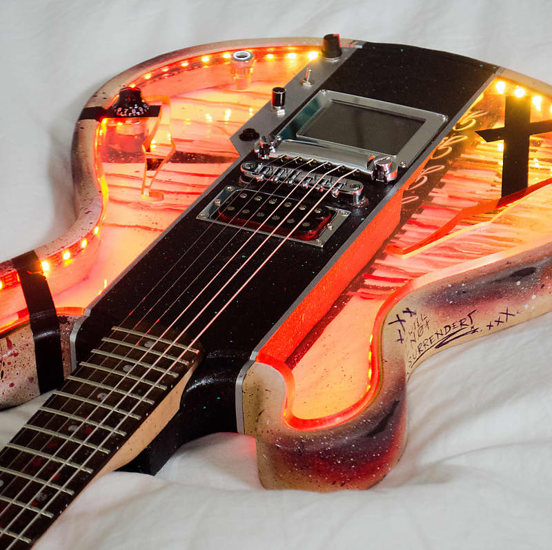 Uk lily guitar price deals