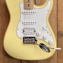 Fender Player Stratocaster with Maple Fretboard 2018 - Present - Buttercream