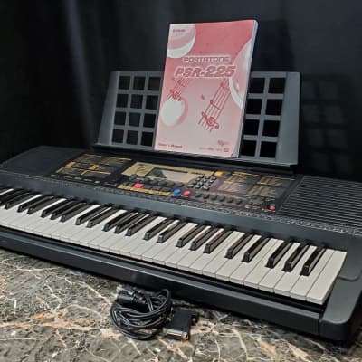 Yamaha PSR-225 good FE - Keyboard