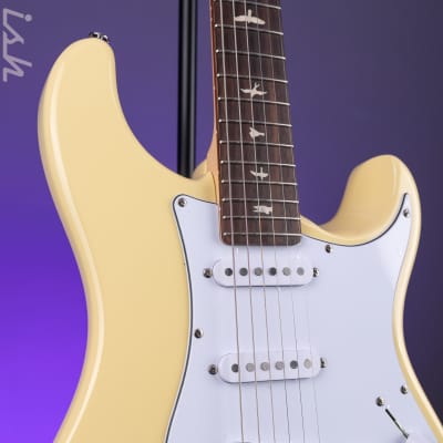 2021 PRS SE Silver Sky Moon White Demo image 4