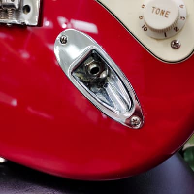 Fender Classic Player '60s Stratocaster  - Candy Apple Red image 6