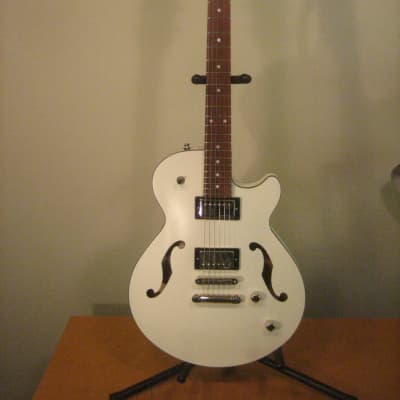 Godin Montreal Premiere HT Trans White - blemished, new guitar image 2