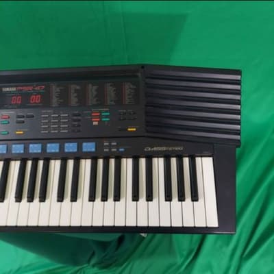 Yamaha PSR-47 Portable 61 key KEYBORD SYNTHESIZER With DRUM | Reverb