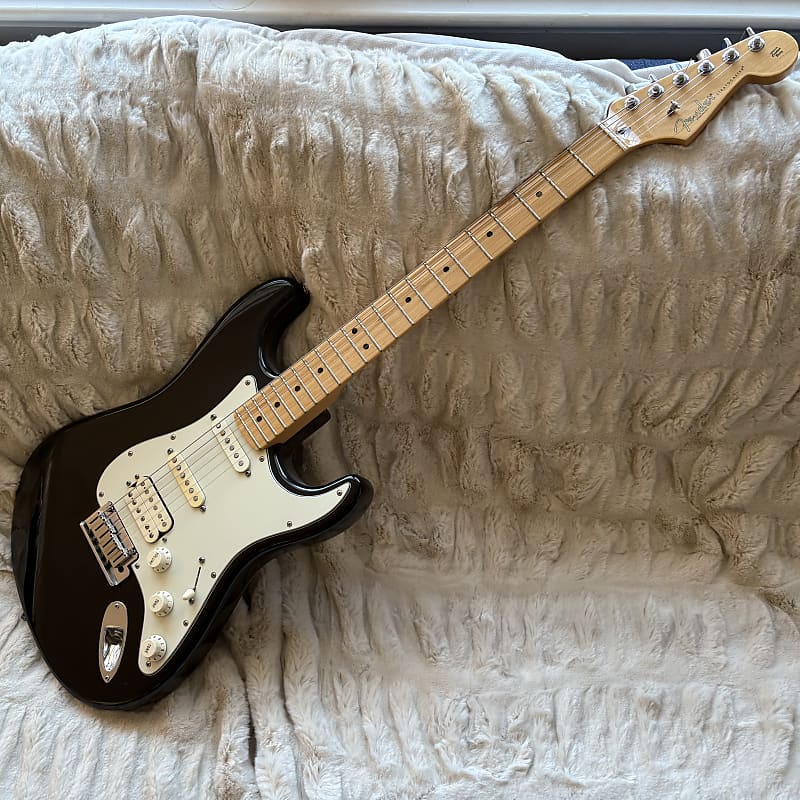 Fender American Deluxe Stratocaster V-Neck 2011 - 2015 | Reverb