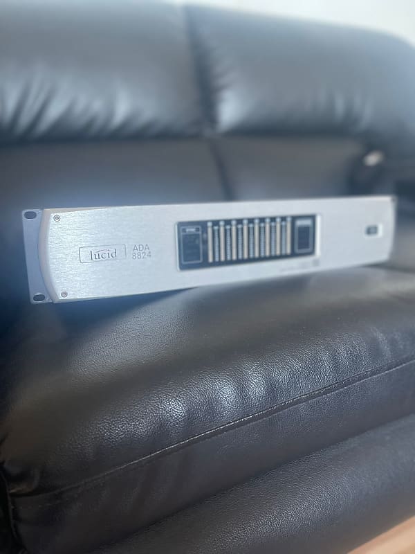 LUCID ADA8824 (High End Discreet 8 Channel AD/DA Converter Reverb