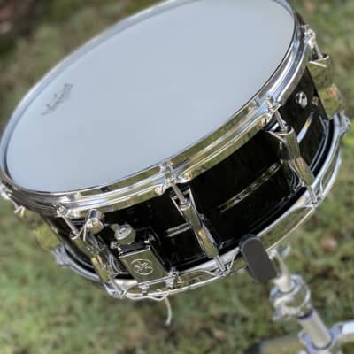 MIJ Yamaha Black Snare... this Beauty would be GREAT addition to your drum arsenal! image 2