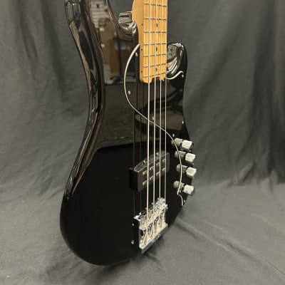 Fender American Deluxe Dimension Bass - Black image 2