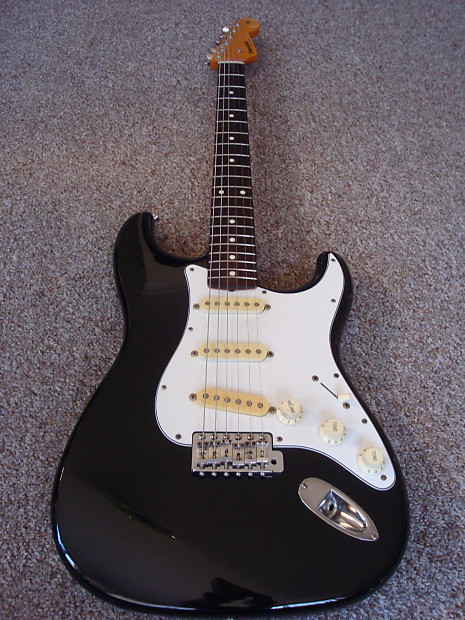 ギター FERNANDES RST (R8?) The Revival Fernandes Rst-50 Revival R8 Electric Guitar by FedEx for