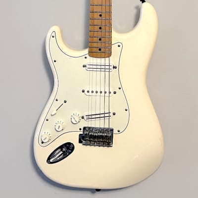Upgraded (Read) Fender Lefty Left Handed Stratocaster Maple Fingerboard White MIM image 1