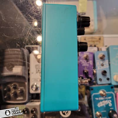 Custom Three-Knob Tremolo Effects Pedal Used image 2