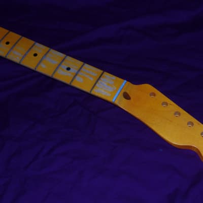 21 fret Relic 9.5 Fat C shaped vintage Allparts Fender Licensed maple neck for telecaster tele body image 2