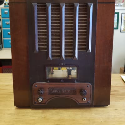 Noisy Hammer Vintage Radio 5 Watt tube Guitar Amplifier 2022 Vintage Radio image 1