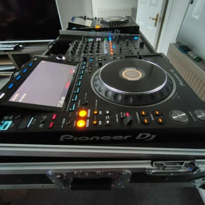 Meuble Dj Artisanal. - forum Accessoire DJ - Audiofanzine