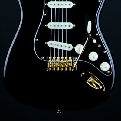 fender_limited_midnight_strat_