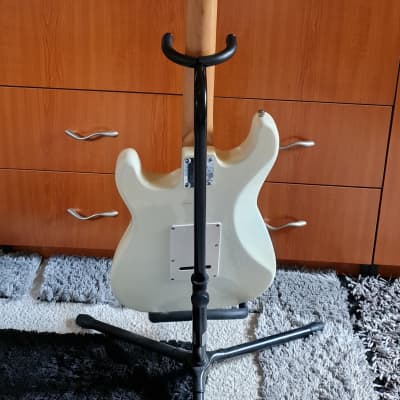 Legend Stratocaster style 1994 - white image 5