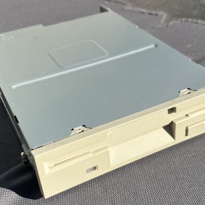 Akai/Teac S-6000 Floppy Drive