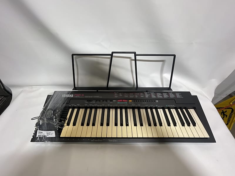 Yamaha PSR3 BLACK Reverb