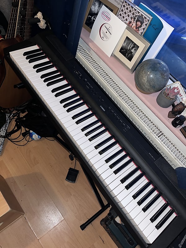 Yamaha p121 deals used