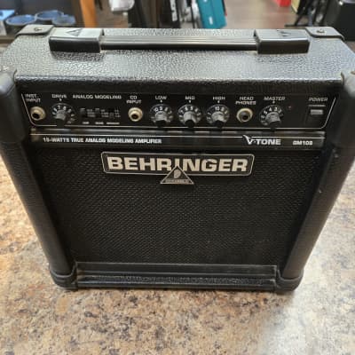 Behringer Vampire LX112 Guitar Combo Amp With Footswitch | Reverb