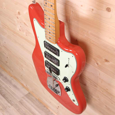 Fender Noventa Jazzmaster Electric Guitar - Maple Fingerboard, Fiesta Red image 4