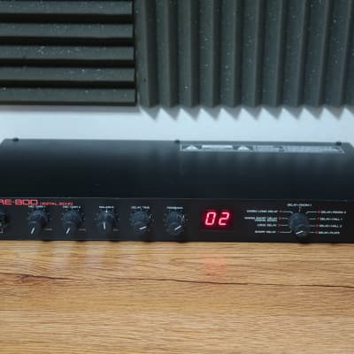 Roland RE-800 Digital Echo (230 volt) | Reverb España