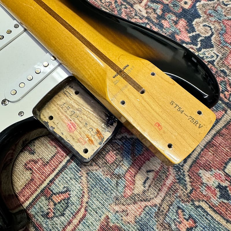 稀少★アッシュボディ ST54-75RV 1954 Custom Edition 1993 Fender Custom Edition '54 Reissue Stratocaster ST54