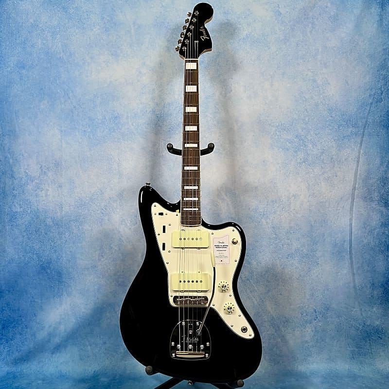 Fender MIJ Traditional II '60s Jazzmaster | Reverb