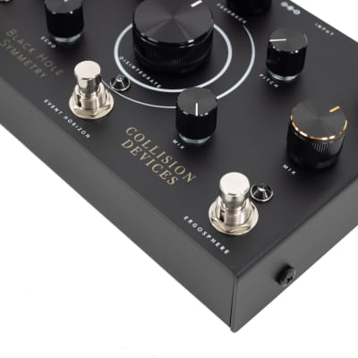 Collision Devices Black Hole Symmetry Fuzz, Reverb, and Delay Pedal image 4